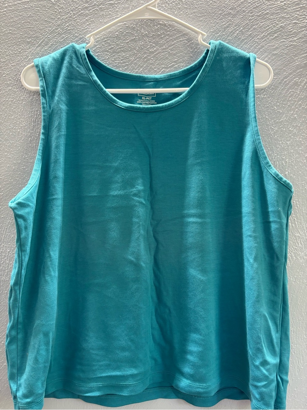 L.L. Bean Women's Teal Sleeveless Tank